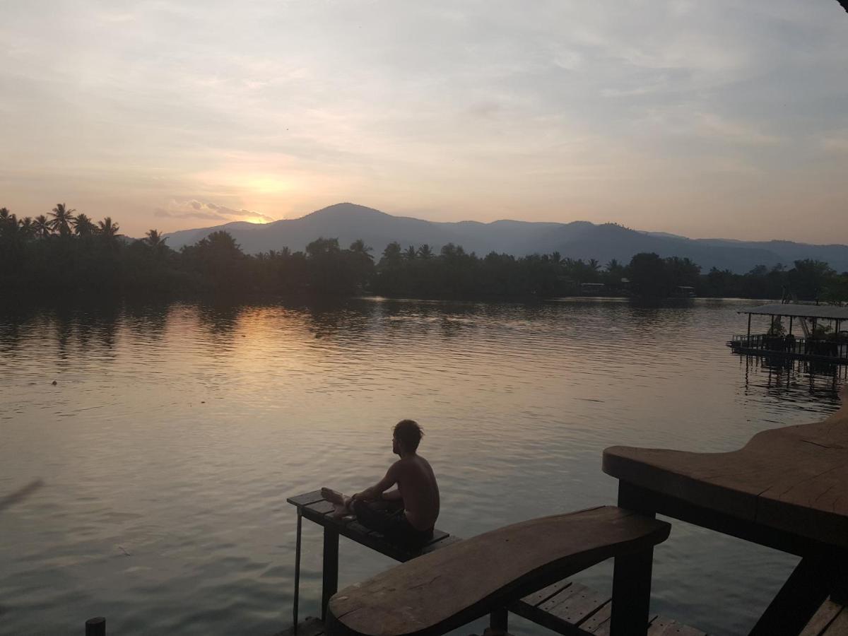 The Hideaway Hotel Kampot Exterior foto